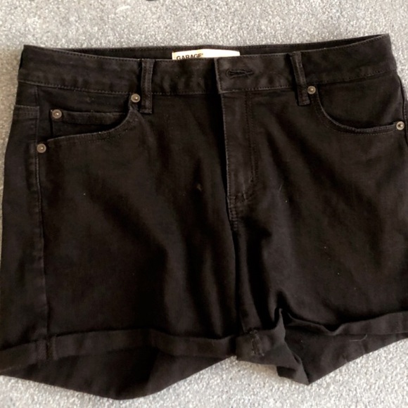 Two pairs of Ripped High-Waisted Jegging Shorts - Picture 2 of 2